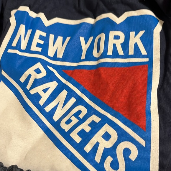 ALL 4 NEW York Rangers items 90th Anniversary Hat, Knapsack & T-Shirts 2022-2025 - Picture 6 of 11